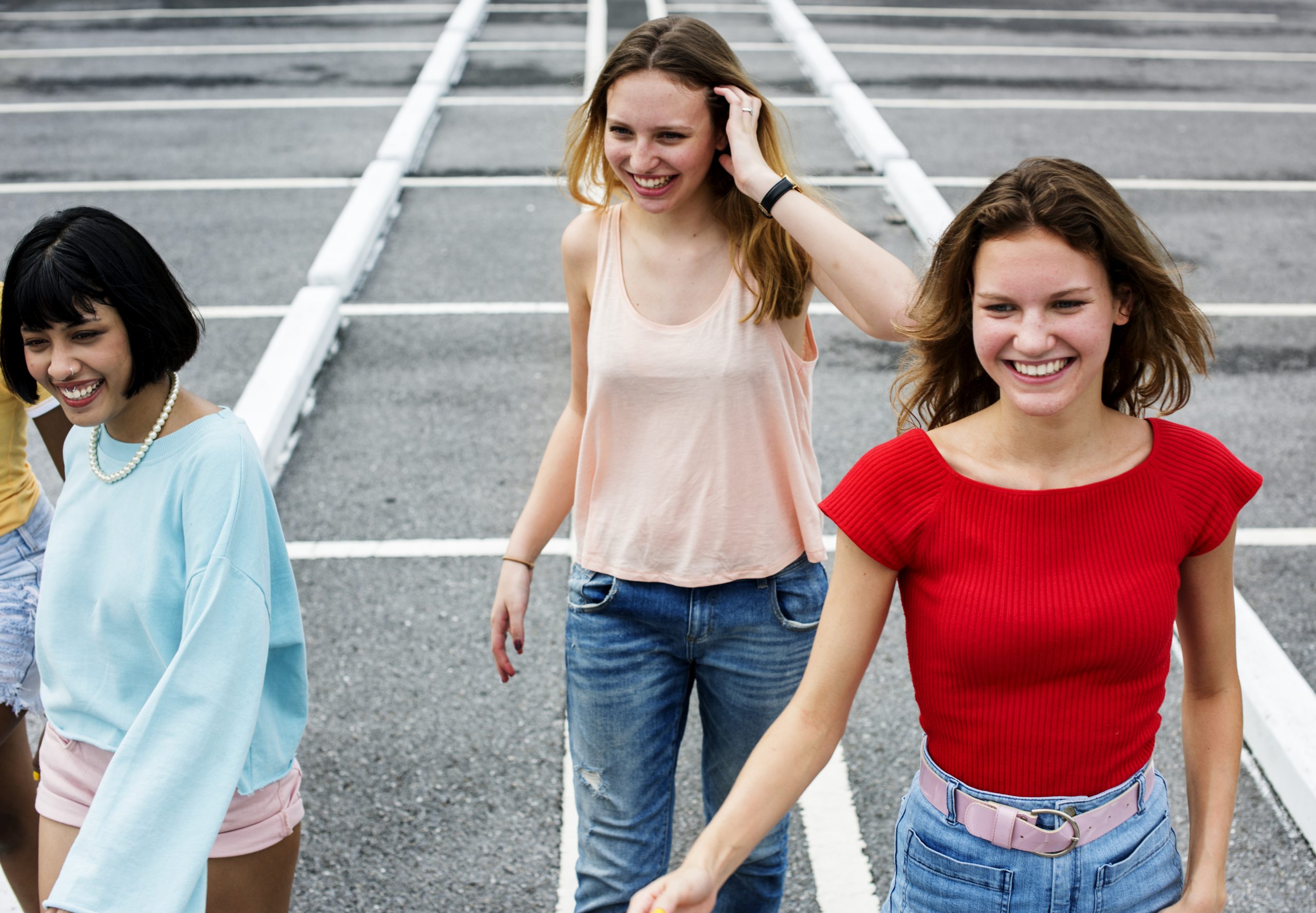 دریافت خدمات تراپی برای یافتن معنا و هدف در زندگی نوجوانان