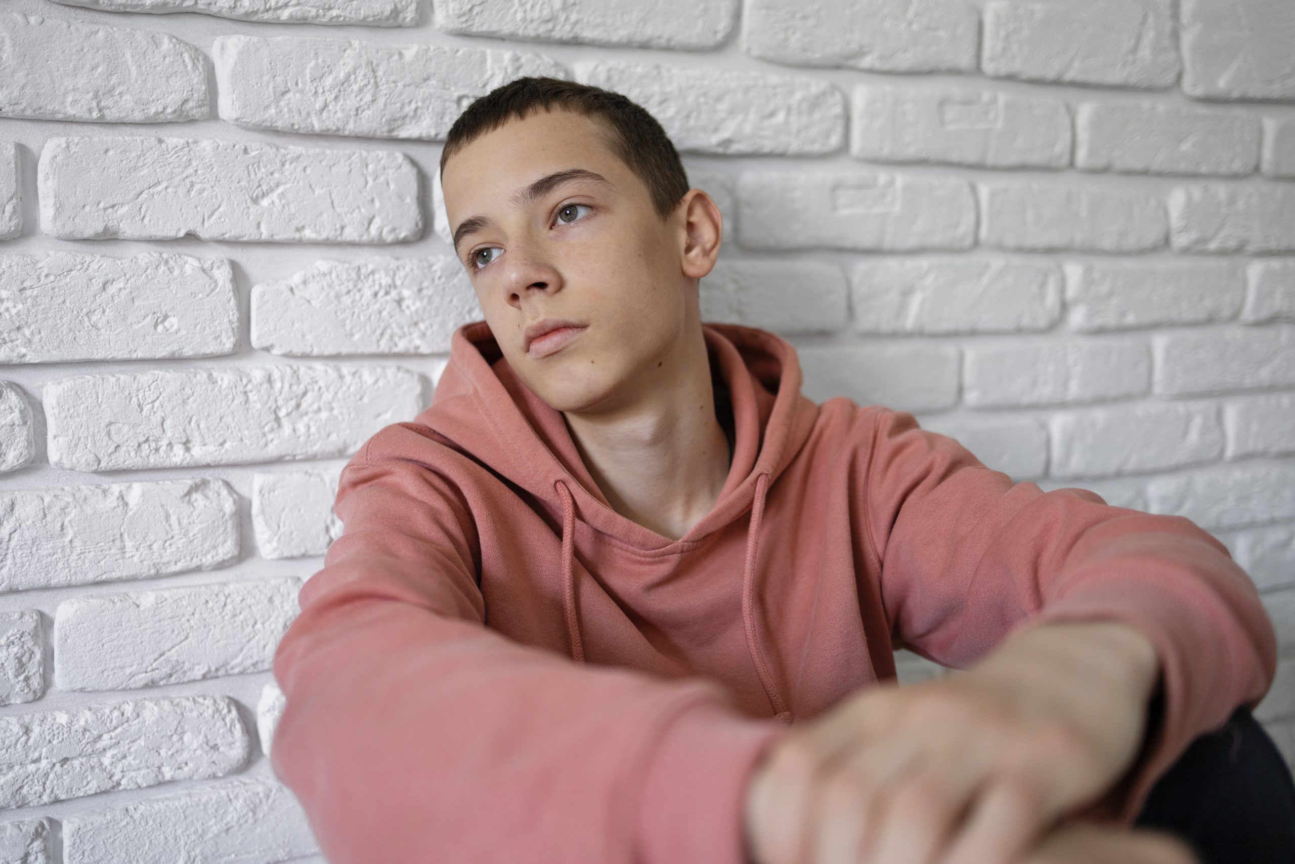 نوجوانی که در دنیای مجازی گم شده؛ راه بازگشت به دنیای واقعی